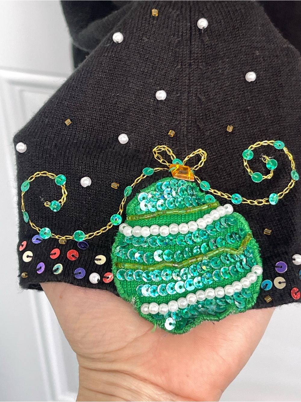 Just B Vintage Holiday Theme Embellished Top Large - Picture 6 of 7